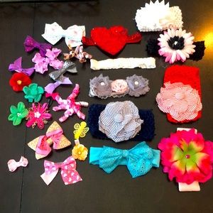 Bundle of Baby bows and headbands!! 🧸🎀
